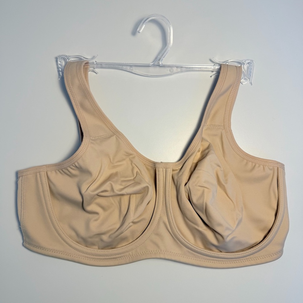 Wacoal Simone Sport Underwire Bra US Women’s 38D Nude, Beige, Tan, Sand. EUC